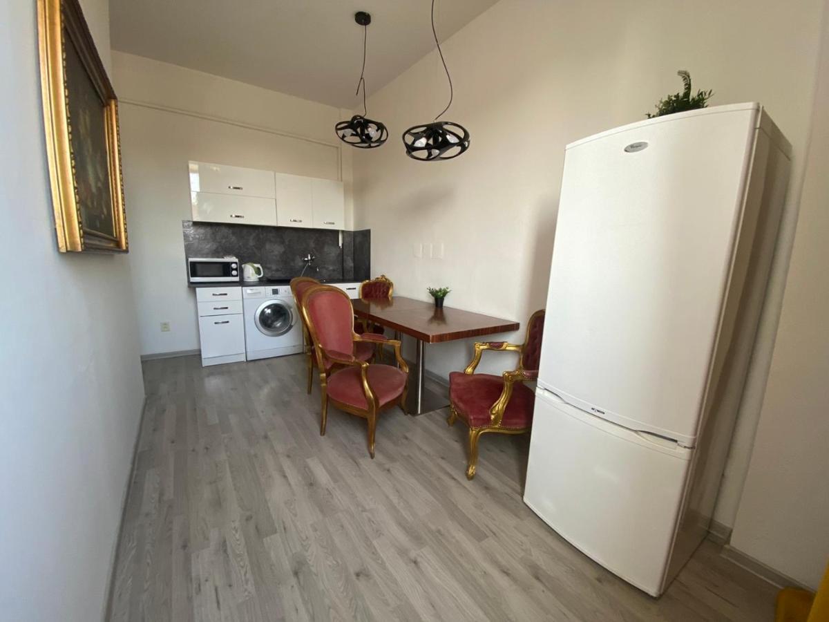 Апартаменты Bank Invest Apartmens - Old Town Прага Экстерьер фото